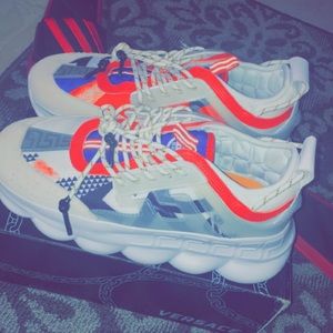 Fresh out the box, haven’t been worn yet